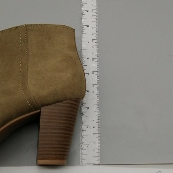 Old Navy Womens Ankle Bootie Sage Block High Heel Side Zip Almond Toe Sz 8.5 M - Picture 7 of 9